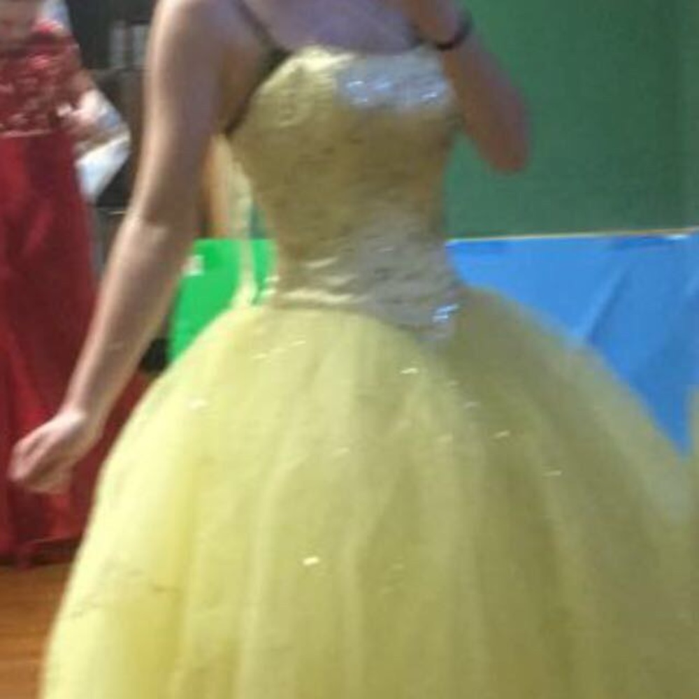 Sherri hill prom dress